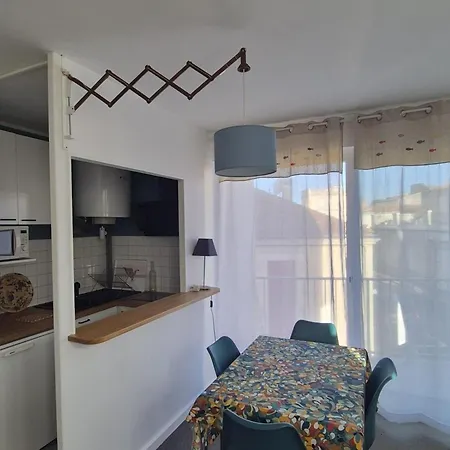 Appartement Hyper Centre - 4 Pers. - Fr-1-879-39